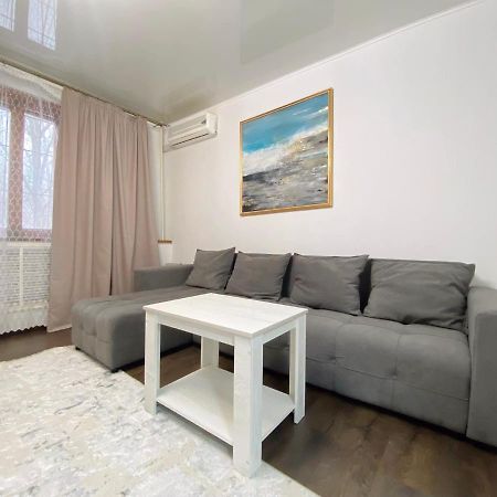 Comfortable Apartment, Samal 2 Almaty Ngoại thất bức ảnh